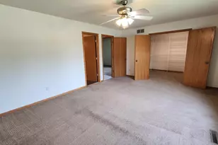 4608 Canterbury Ct NW, Rochester, MN 55901 - Photo 10