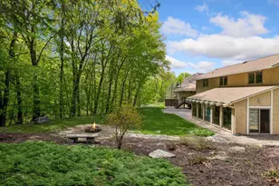 18677 Ponderosa Ct, Eden Prairie, MN 55347 - Photo 8