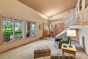 18677 Ponderosa Ct, Eden Prairie, MN 55347 - Photo 14
