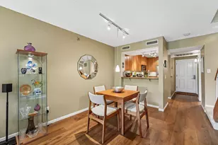 7520 Edinborough Way, Edina, MN 55435 - Photo 8