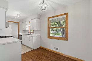 443 Cord Cir, New Brighton, MN 55112 - Photo 8