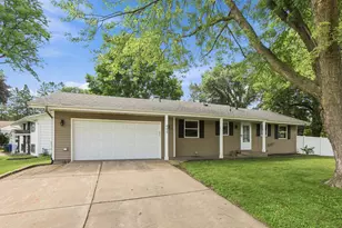 443 Cord Cir, New Brighton, MN 55112 - Photo 1