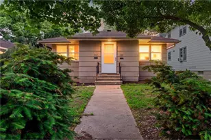 917-919 Weeks Ave SE, Minneapolis, MN 55414 - Photo 1