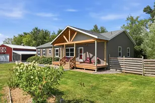 31240 Naples Ct NE, Cambridge, MN 55008 - Photo 1