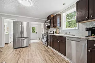 420 Oak St, Hudson, WI 54016 - Photo 14