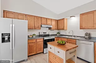 451 Hunter Hill Rd, Hudson, WI 54016 - Photo 14