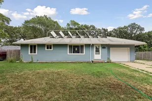 11617 Ilex St NW, Coon Rapids, MN 55448 - Photo 2