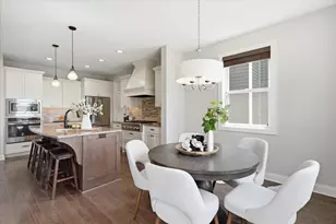 7495 Laurel Point, Golden Valley, MN 55426 - Photo 18