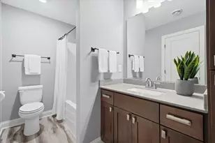 7495 Laurel Point, Golden Valley, MN 55426 - Photo 54