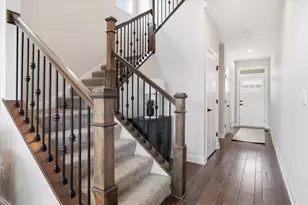 7495 Laurel Point, Golden Valley, MN 55426 - Photo 8