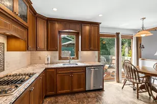 4657 Kent St, Shoreview, MN 55126 - Photo 12