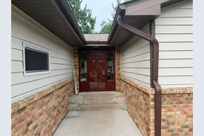4657 Kent Street, Shoreview, MN 55126 - Photo 2