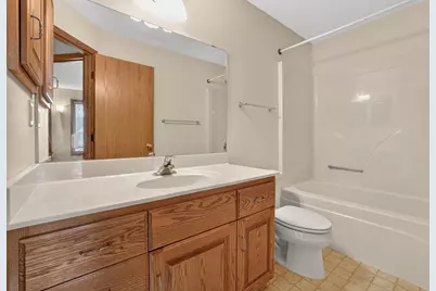 5216 Gemstone Lane NW, Rochester, MN 55901 - Photo 8