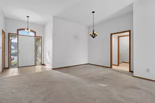 5216 Gemstone Ln NW, Rochester, MN 55901 - Photo 12