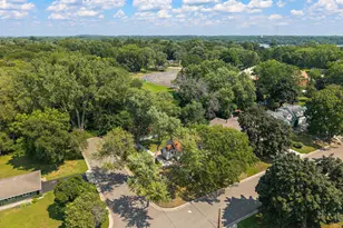 1929 Jerrold Ave, Arden Hills, MN 55112 - Photo 2