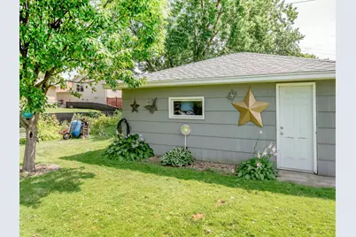 722 24th Avenue N, South Saint Paul, MN 55075 - Photo 16