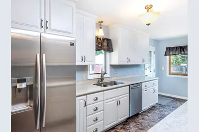 722 24th Avenue N, South Saint Paul, MN 55075 - Photo 32