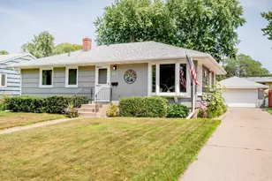722 24th Ave N, South Saint Paul, MN 55075 - Photo 2