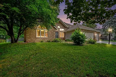 2522 S Windsor Lane, Woodbury, MN 55125 - Photo 2