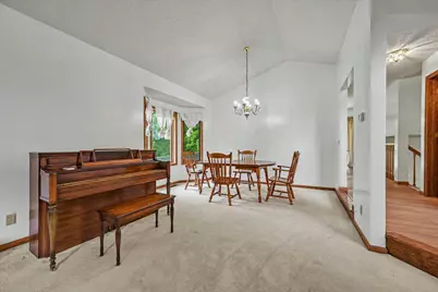 2522 S Windsor Lane, Woodbury, MN 55125 - Photo 10
