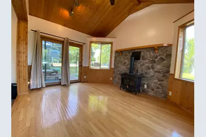 321 3rd Street SW, Red Lake Falls, MN 56750 - Photo 6