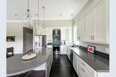 1853 Traders Point Lane SW, Rochester, MN 55902 - Photo 10
