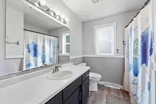 5652 W Oakes Dr, Saint Cloud, MN 56303 - Photo 18