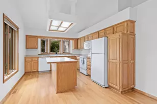 2644 Rivers Bluff Ln, Anoka, MN 55303 - Photo 10