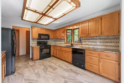 7238 Taffy Way, Eden Prairie, MN 55346 - Photo 8