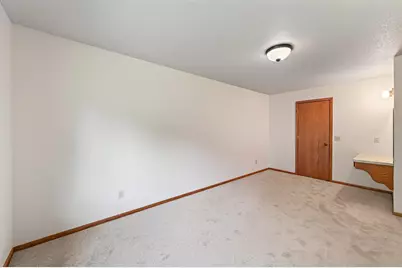 7238 Taffy Way, Eden Prairie, MN 55346 - Photo 16