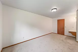 7238 Taffy Way, Eden Prairie, MN 55346 - Photo 16