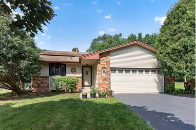 7238 Taffy Way, Eden Prairie, MN 55346 - Photo 2