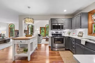 260 Mountain Way, Chanhassen, MN 55317 - Photo 20