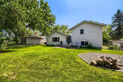 10439 Thrush Street NW, Coon Rapids, MN 55433 - Photo 24