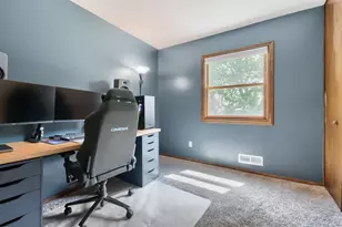 10439 Thrush St NW, Coon Rapids, MN 55433 - Photo 16