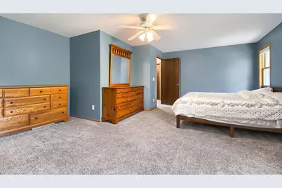 10439 Thrush Street NW, Coon Rapids, MN 55433 - Photo 10