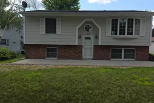1004 21st St SE, Rochester, MN 55904 - Photo 1