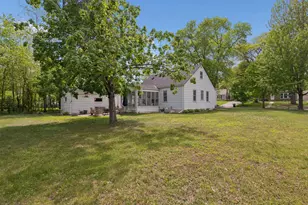 133 Ridgewood Dr, Hopkins, MN 55343 - Photo 20