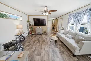 4211 Daffodil Ave SE, Rochester, MN 55904 - Photo 2