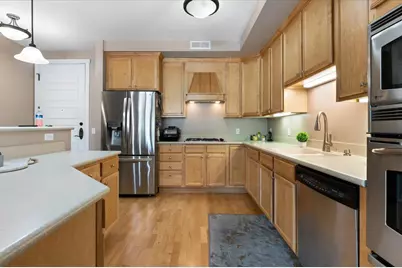1940 Fulham Street #207, Roseville, MN 55113 - Photo 4