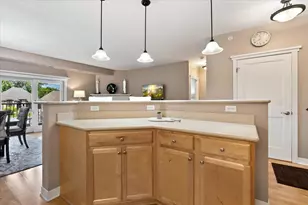 1940 Fulham St, Roseville, MN 55113 - Photo 8