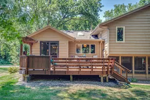 1395 Farmdale Rd, Mendota Heights, MN 55118 - Photo 18