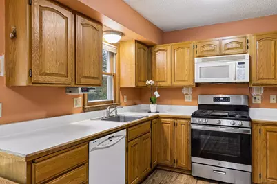 2501 80th Avenue N, Brooklyn Park, MN 55444 - Photo 26