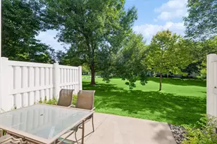 7764 Arboretum Village, Chanhassen, MN 55317 - Photo 8