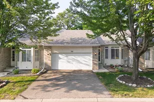 13310 Glenhaven Ct, Apple Valley, MN 55124 - Photo 2