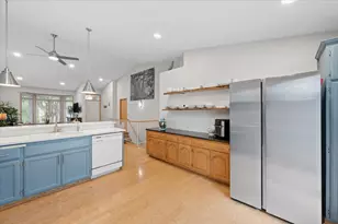 13310 Glenhaven Ct, Apple Valley, MN 55124 - Photo 6