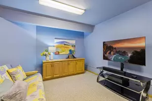 2488 Hillwood Dr E, Maplewood, MN 55119 - Photo 88