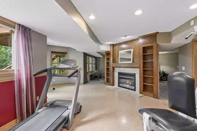 2488 Hillwood Drive E, Maplewood, MN 55119 - Photo 70