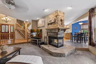 2488 Hillwood Dr E, Maplewood, MN 55119 - Photo 26