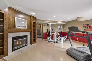 2488 Hillwood Dr E, Maplewood, MN 55119 - Photo 72